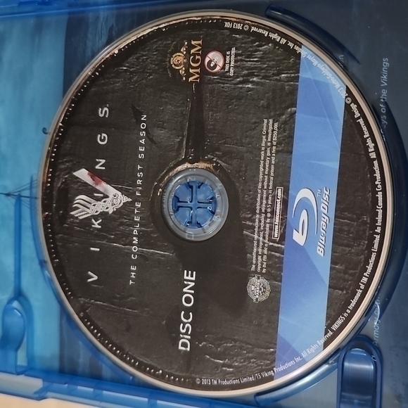 Vikings The‎ Complete First Season Blu-ray Discs - Picture 4 of 6
